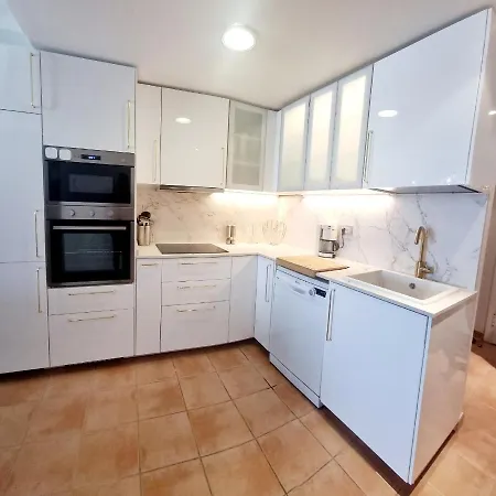 Apartamento Playa Paraiso Adeje Apartment *